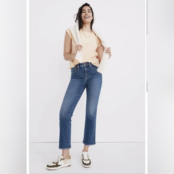 Madewell Cali Demi-Boot Jeans un Bodney Wash Size 27 Color Blue - Picture 3 of 16